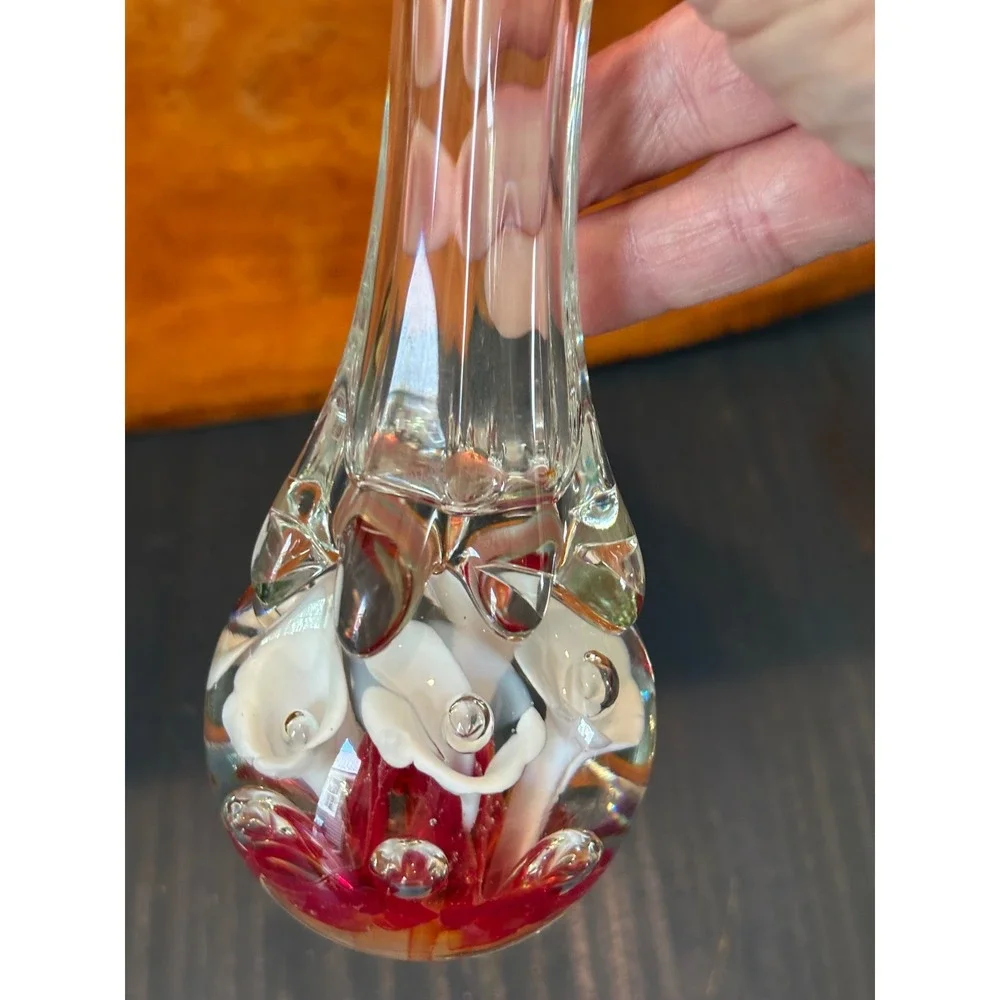 Art Glass Bud Vase Red White Calla Lily Controlled Bubble Paperweight Base